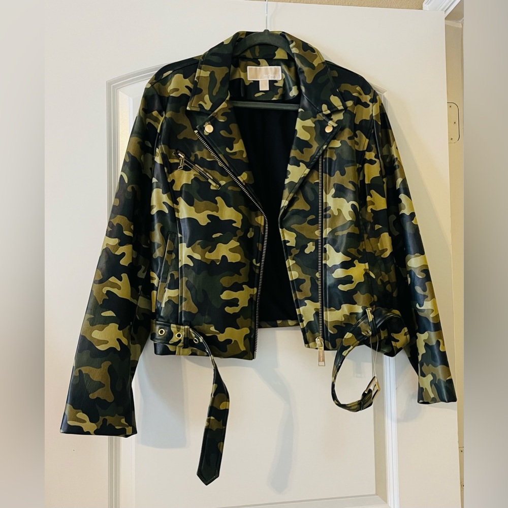 Michael Kors XL camo jacket, new with tags